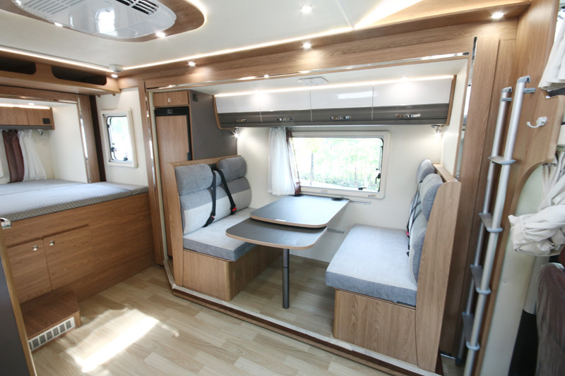 要大空間也更舒適，這樣的房車(chē)很棒