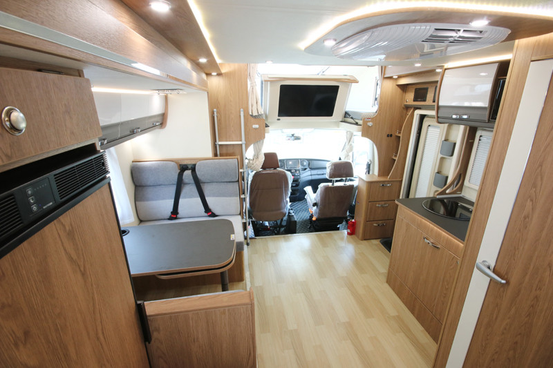 要大空間也更舒適，這樣的房車(chē)很棒